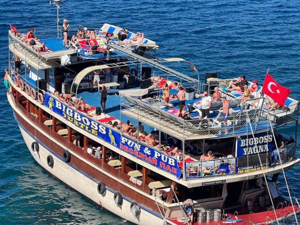 Marmaris Big Boss Yagna Boat Trip W/ Hotel Transfer Service 1