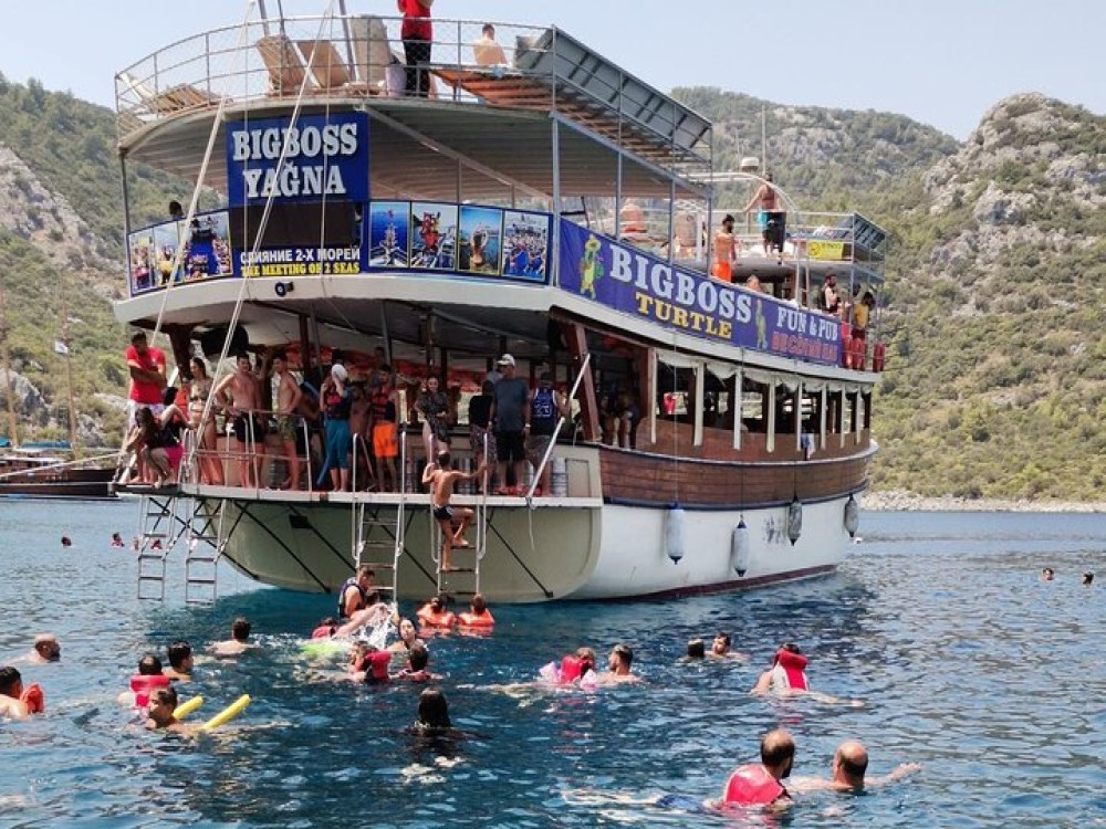 Marmaris Big Boss Yagna Boat Trip W/ Hotel Transfer Service 6