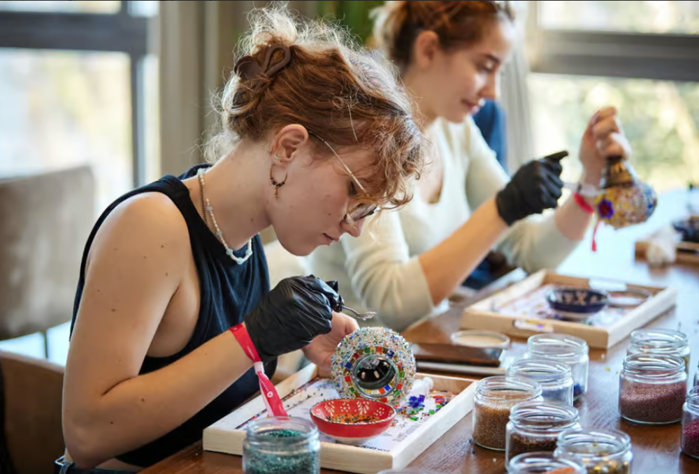 Marmaris: Mosaic Candle Holder Workshop 3