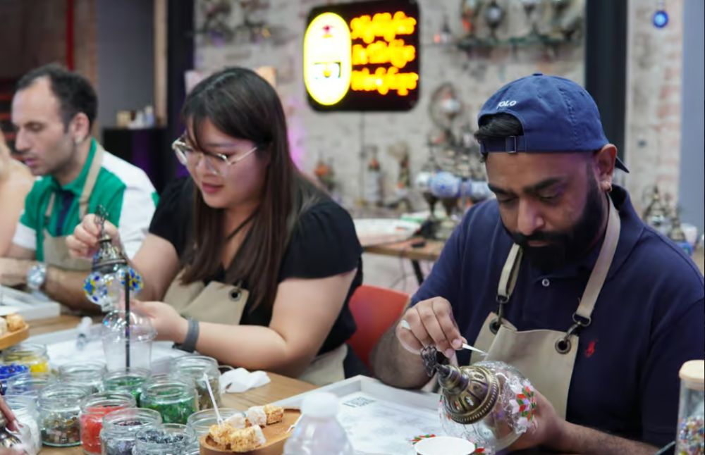 Marmaris: Traditional Mosaic Lamp Workshop 5