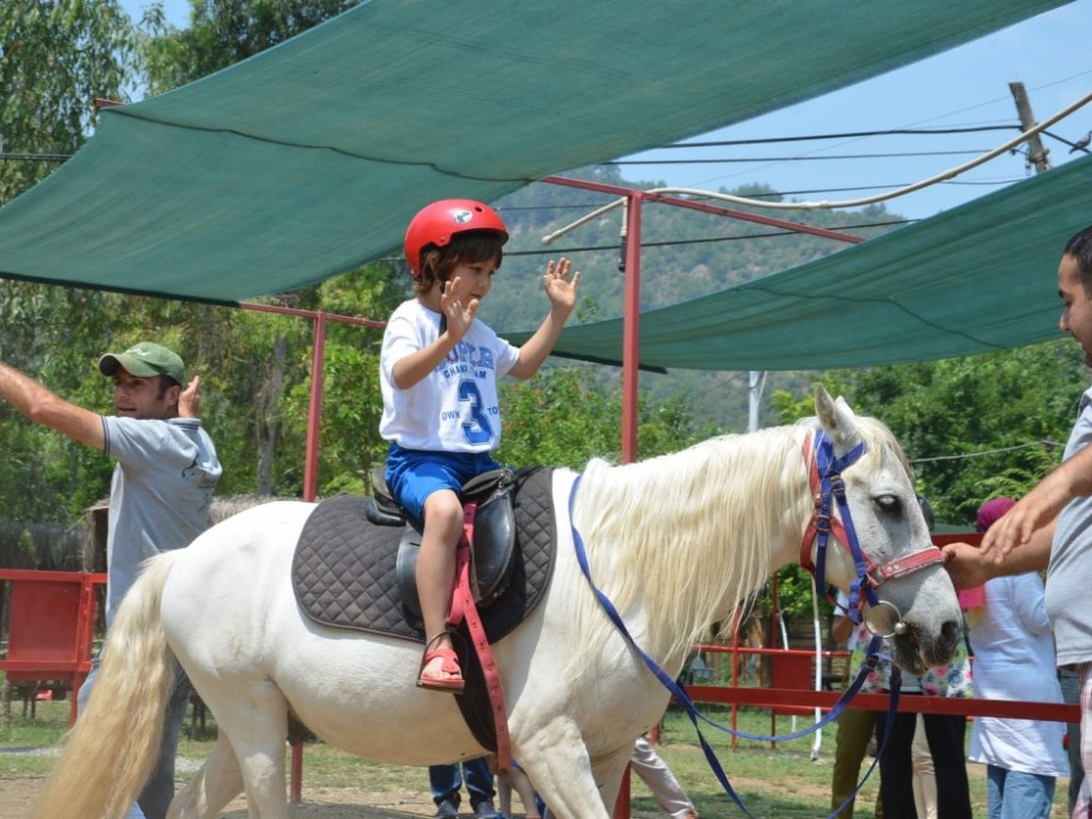 Mini Riders: Pony Fun in Marmaris 3