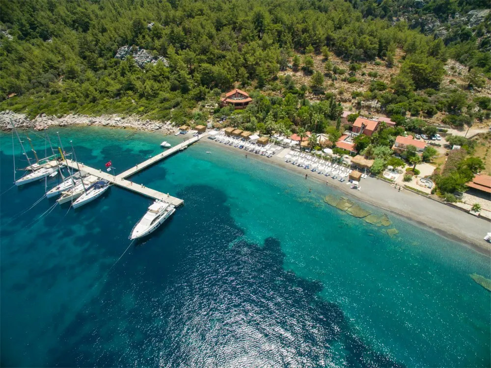 Marmaris: Boat Trip with Unlimited Drinks and BBQ Lunch 1
