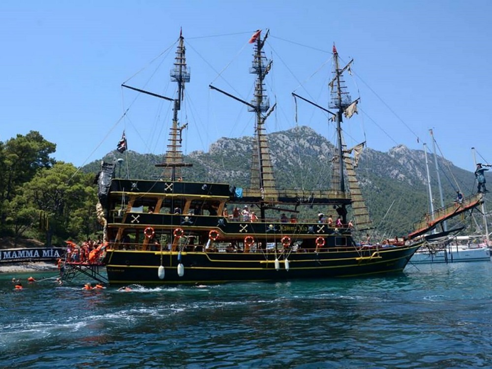 Marmaris Pirate Boat Embark on a Swashbuckling Pirate Cruise 1